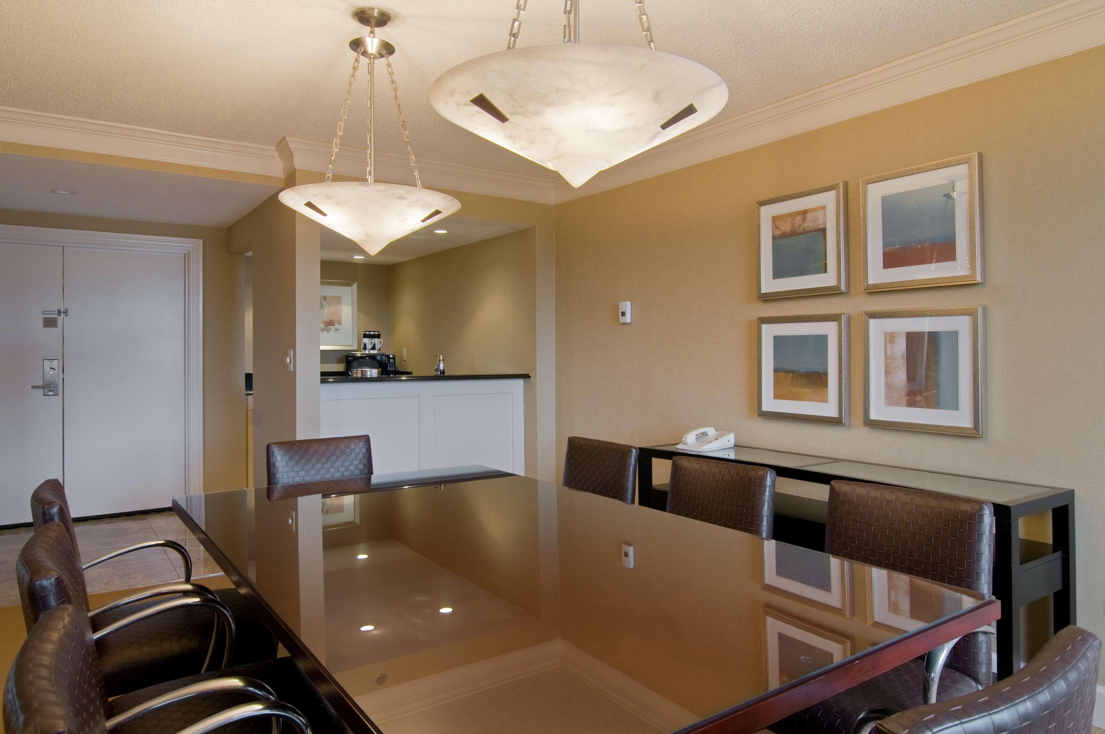 Hilton Raleigh North Hills Hotel Luaran gambar