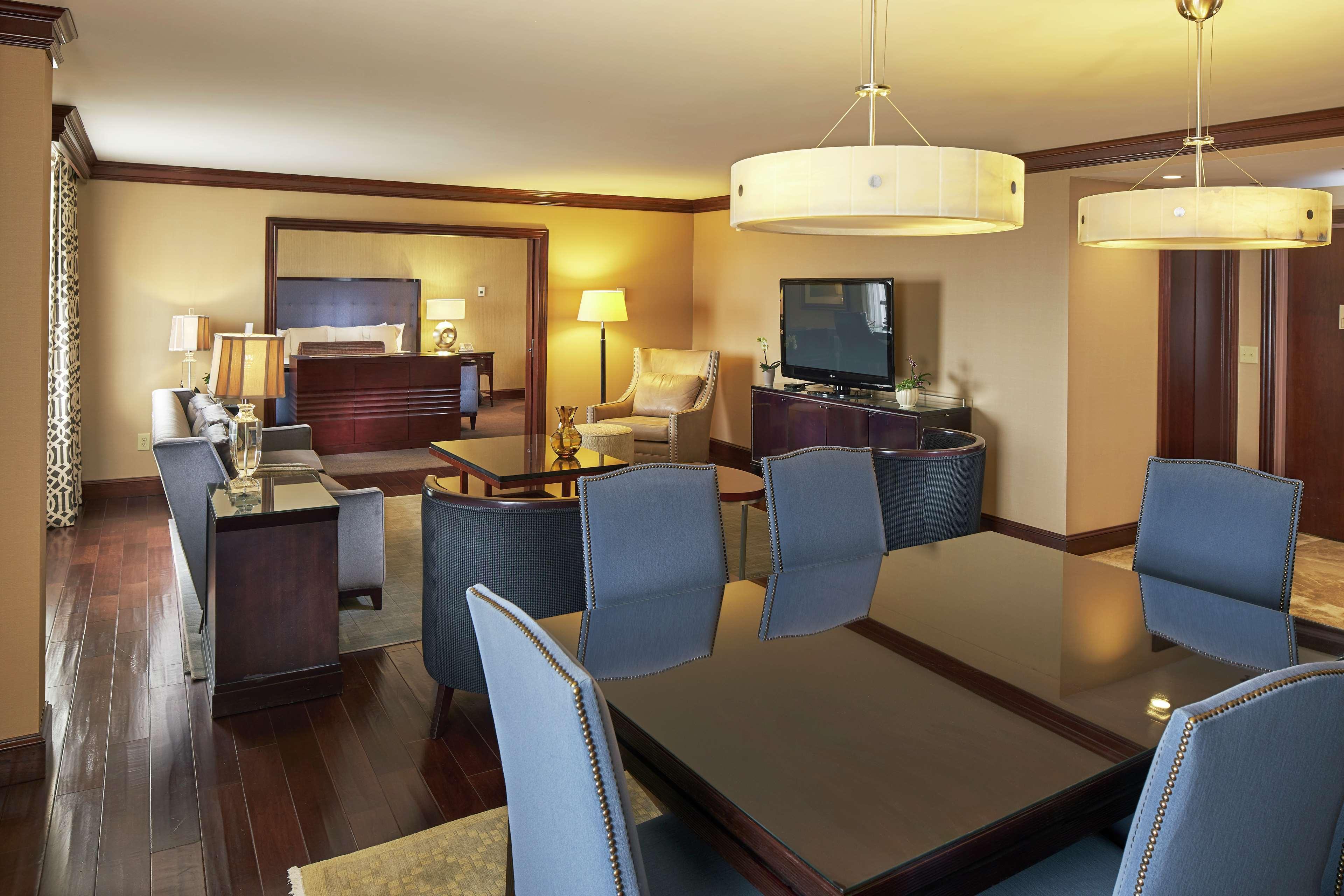 Hilton Raleigh North Hills Hotel Luaran gambar