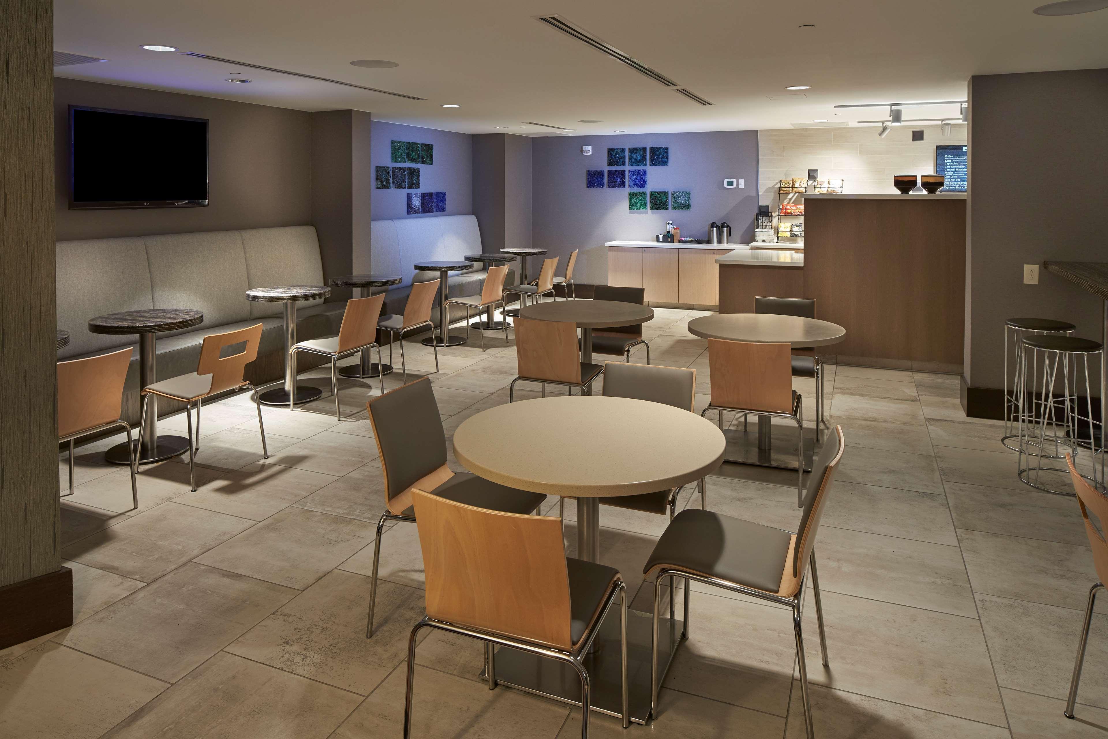 Hilton Raleigh North Hills Hotel Luaran gambar