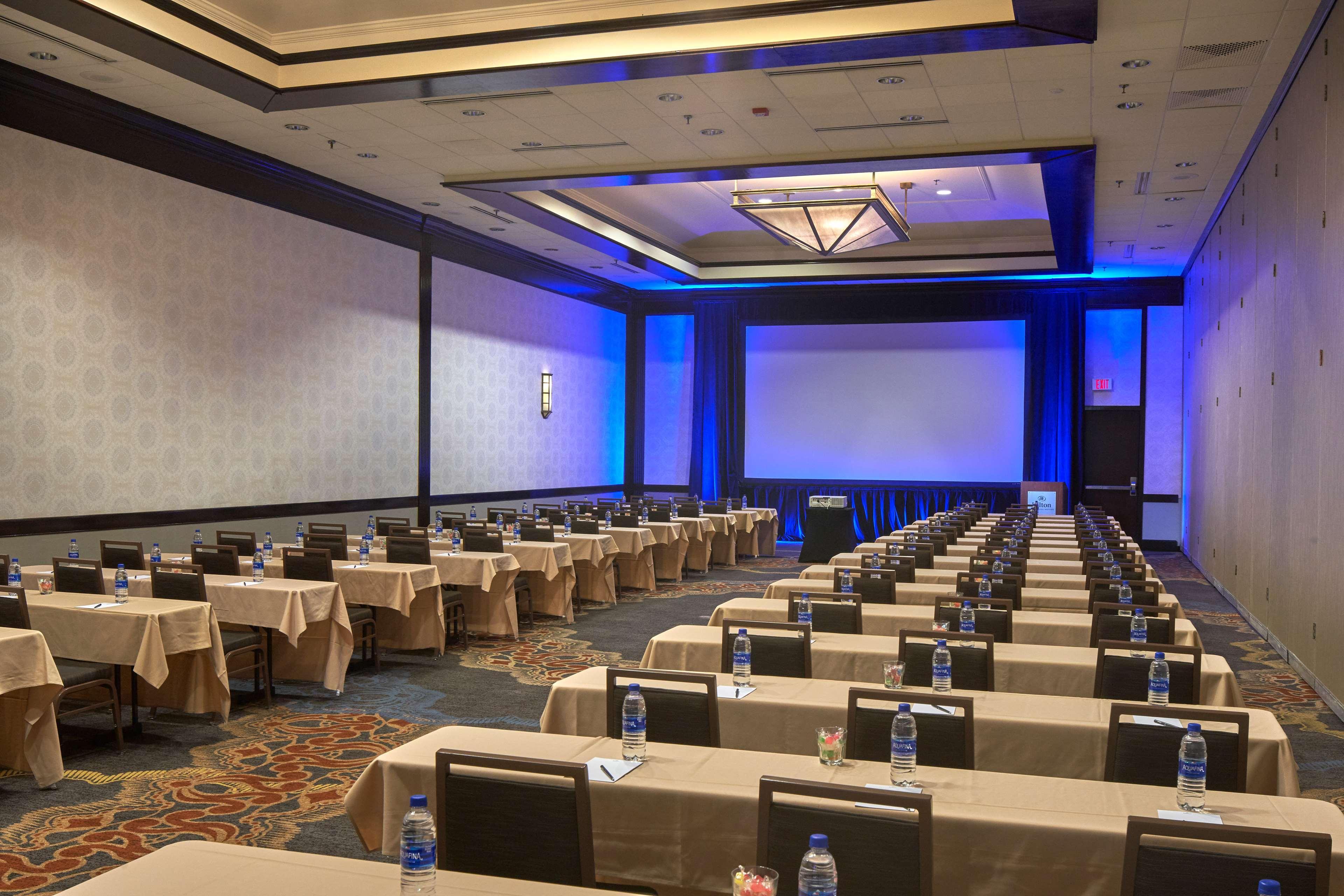 Hilton Raleigh North Hills Hotel Luaran gambar