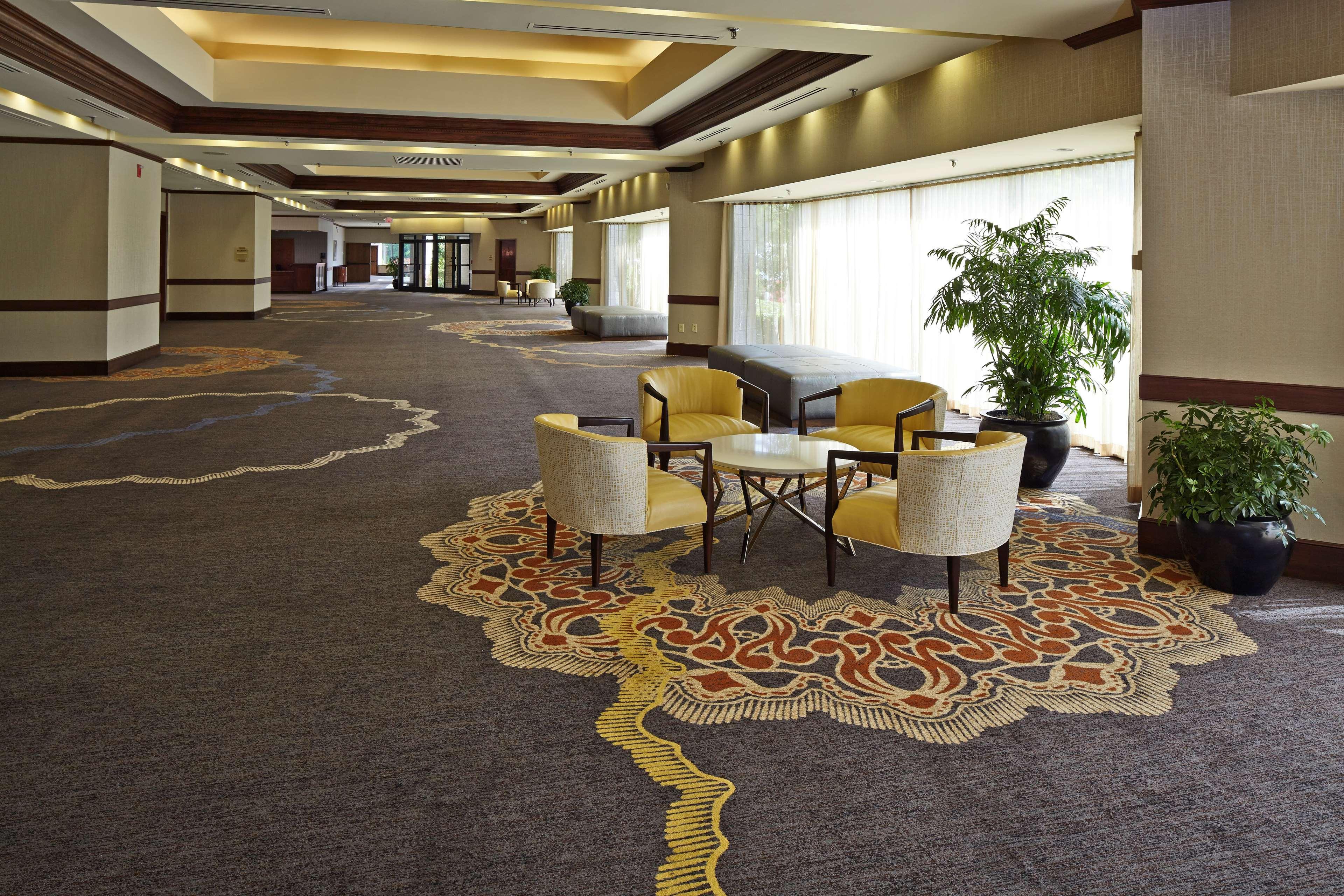 Hilton Raleigh North Hills Hotel Luaran gambar