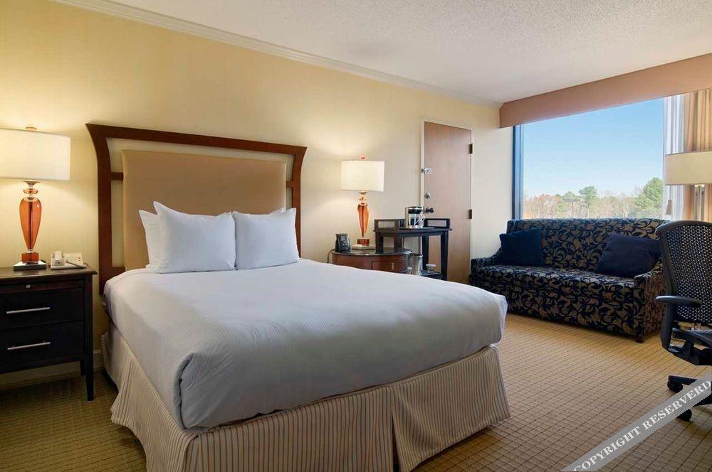 Hilton Raleigh North Hills Hotel Luaran gambar